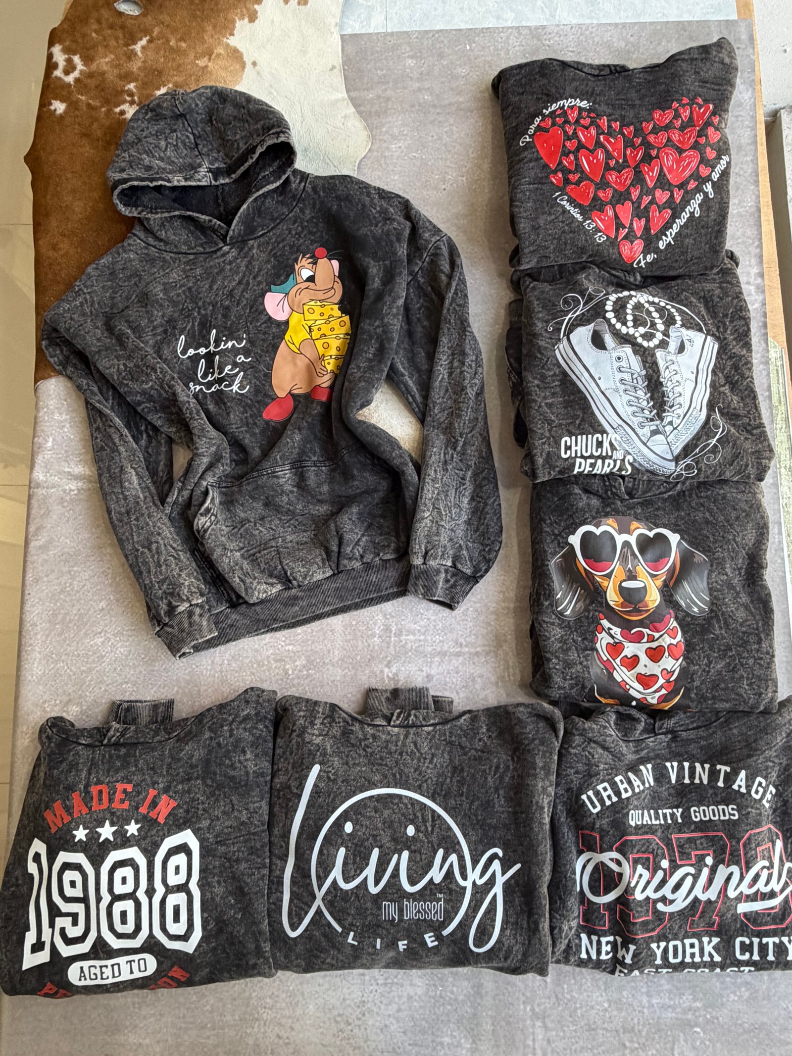 Sweaters canguro nevado