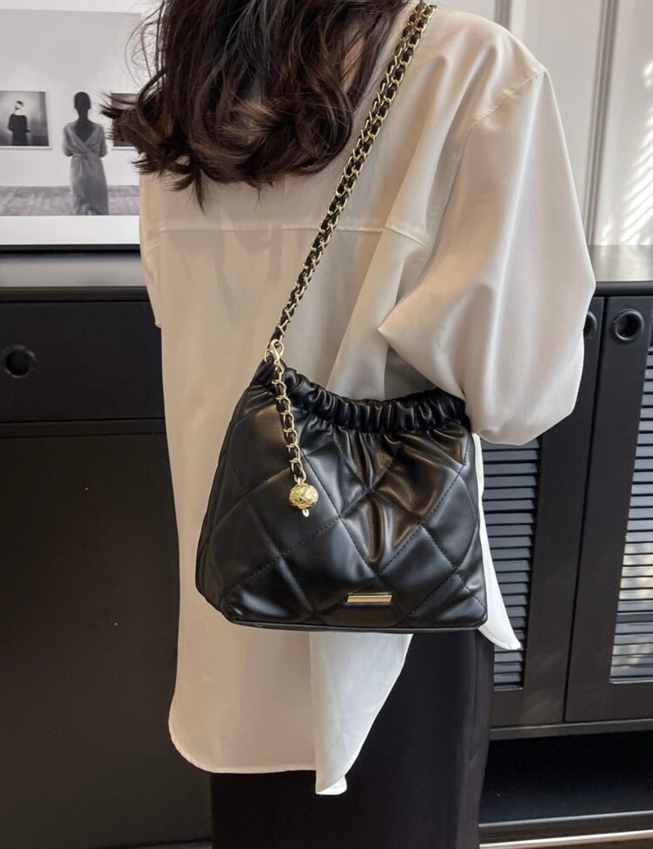 Cartera negro chic