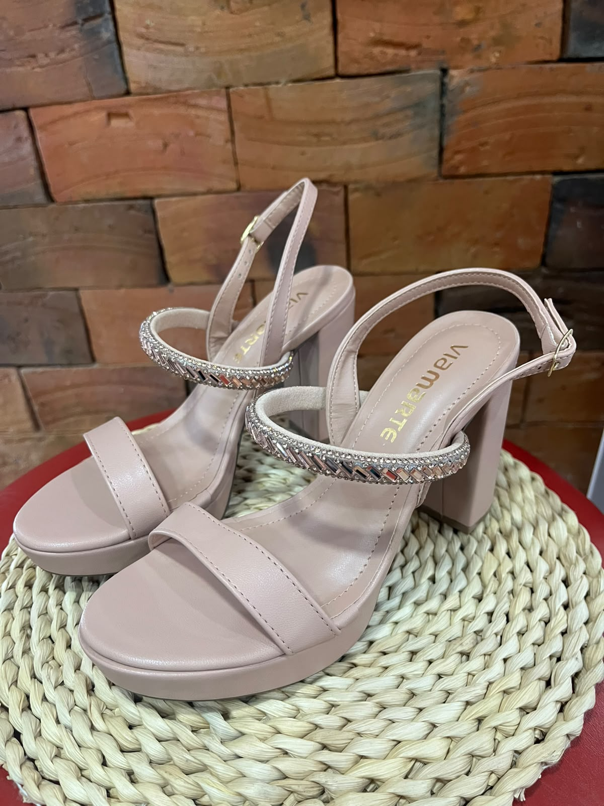 SANDALIA C/ TACO ALTO
