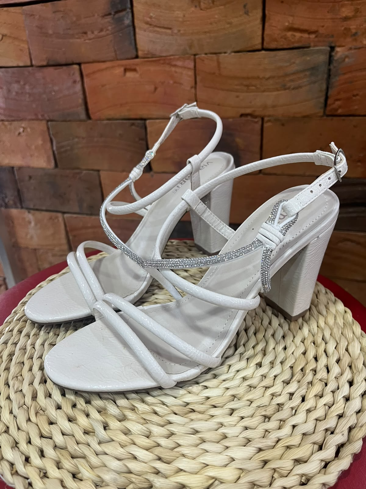 SANDALIA C/ TACO ALTO