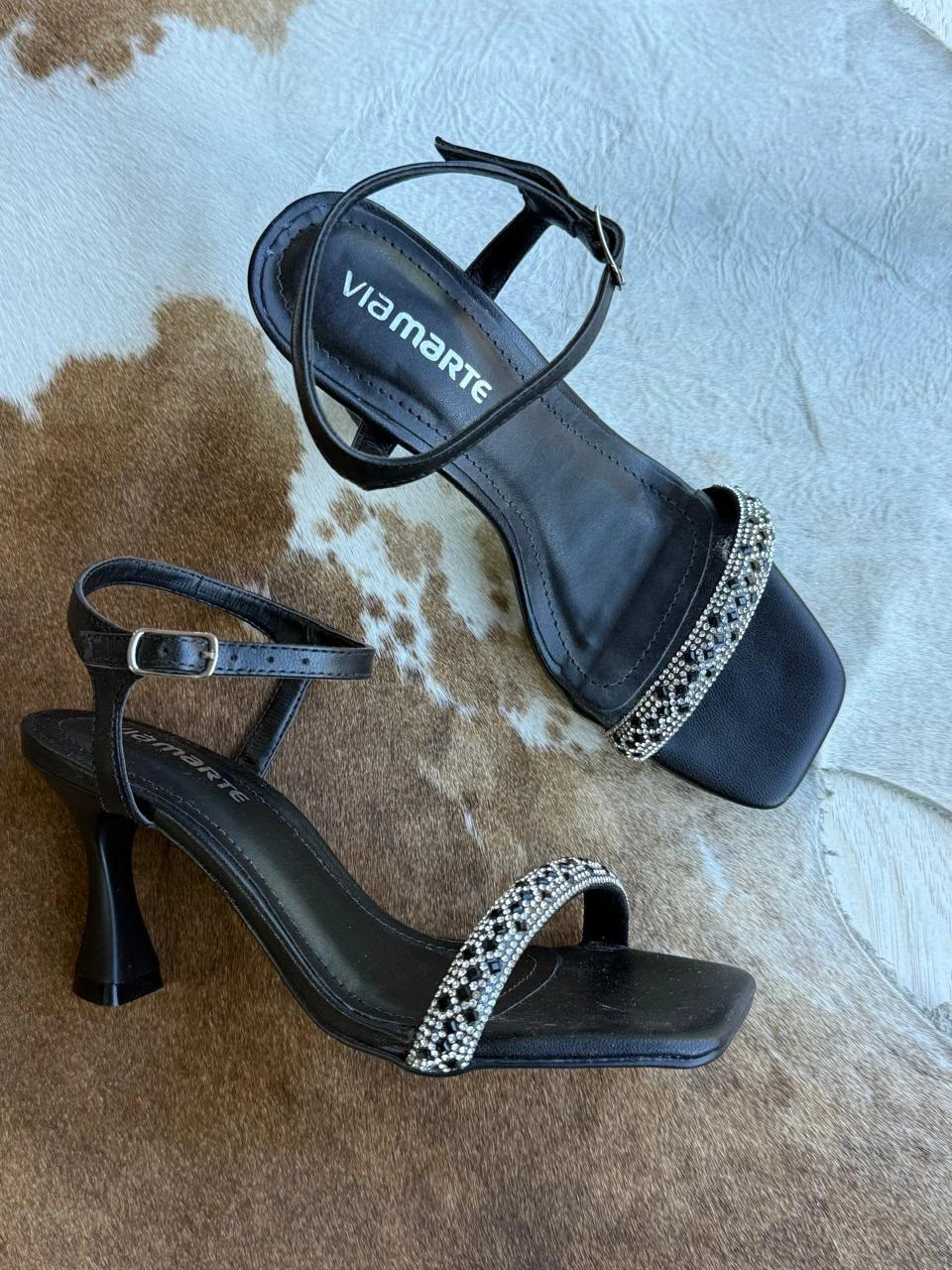 SANDALIA NEGRA C/ TACO