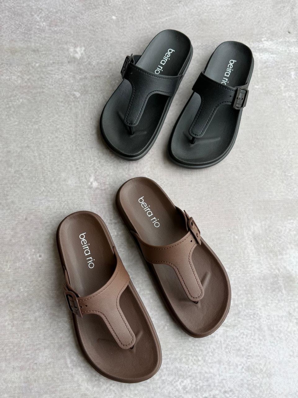 zapatilllas beirario entre dedo